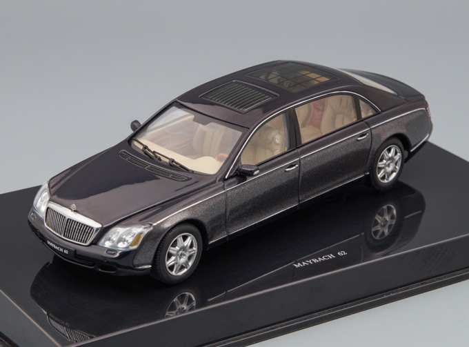 MAYBACH 62 Limousine W240 (2002-2012), caspian black / dark silver