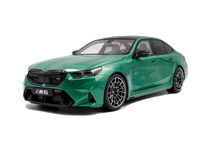 BMW M5 (G90) M (2025), green metallic