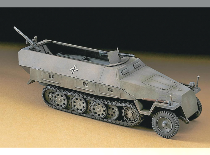 Сборная модель Полугусеничный Бтр Sd.Kfz 251/1 ausf.D