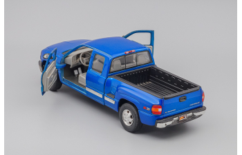 CHEVROLET Silverado 1999, blue