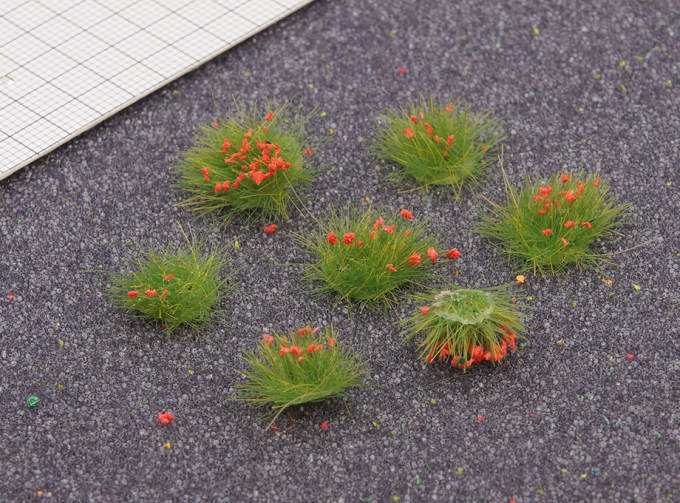 Кочки травы цветущие красные 5мм (50шт.)