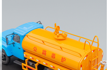 DONGFENG 140 series special tank truck, blue / orange