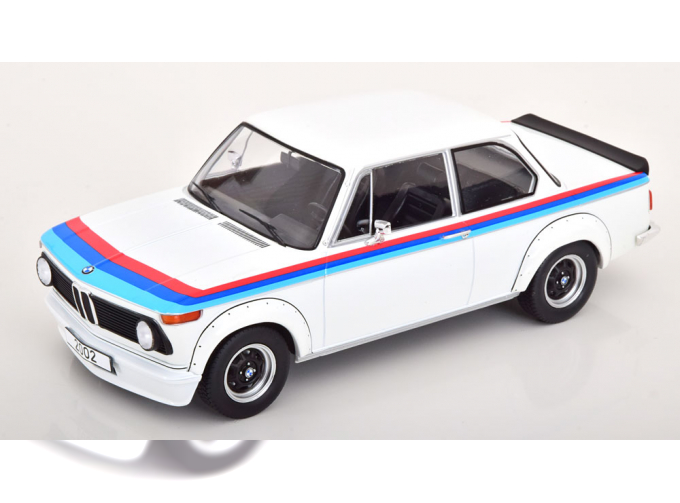 BMW 2002 Turbo, white decor