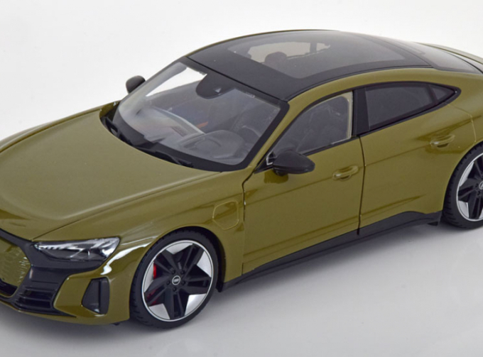 AUDI Gt Rs E-tron (2022), Tactital Green