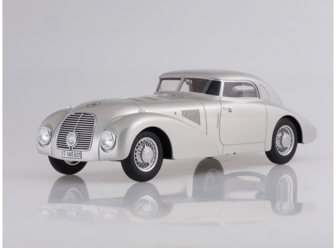 MERCEDES-BENZ 540 K (W29) Stromlinienwagen, (1938), silver