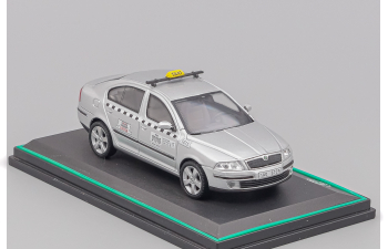 SKODA Octavia (2004) Taxi, silver
