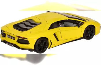 LAMBORGHINI Aventador Lp700-4 , yellow