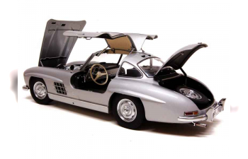 MERCEDES-BENZ 300SL Gullwing (1954), silver