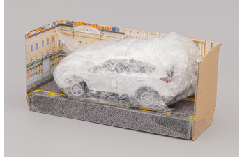 TOYOTA Rav4, white