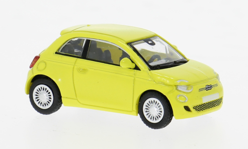 FIAT 500e (2022), light yellow