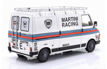 LANCIA 037 Rally & FIAT 242 + Trailer (1983)