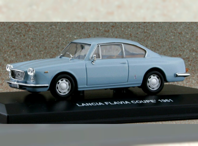 LANCIA Flavia Coupe (1961), blue