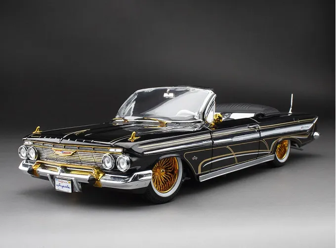 CHEVROLET Impala Convertible Lowrider (1961), black
