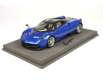 PAGANI Huayra 2013, blue