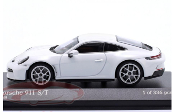 PORSCHE 911 (992) S/T (2023), white