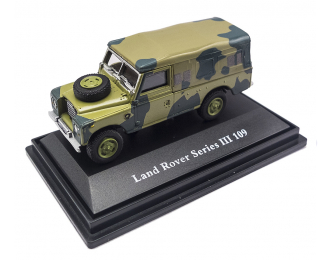 Land Rover Serie III 109 камуфляж