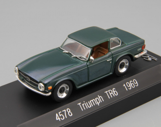 TRIUMPH TR6 (1969), green