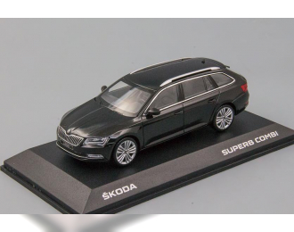 SKODA Superb Combi III Black Magic