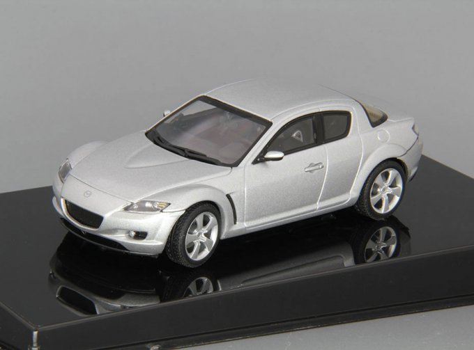 MAZDA RX-8 (2003), silver metallic