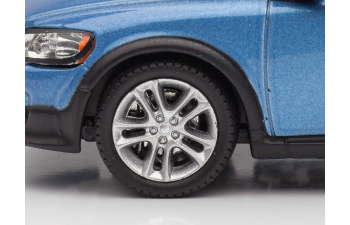 VOLVO C30 (2013), синий
