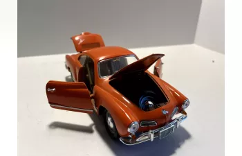 VOLKSWAGEN Karmann Ghia Coupe (1966), orange