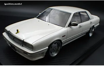 NISSAN Cedric Cima (Y31), pearl white