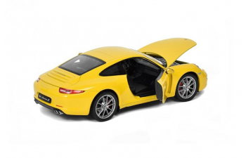 PORSCHE 911 Carrera (991) yellow