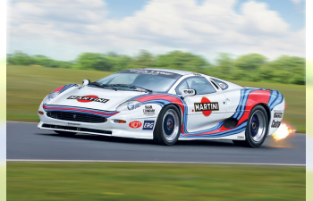 Сборная модель JAGUAR Xj220 Martini Racing 1992
