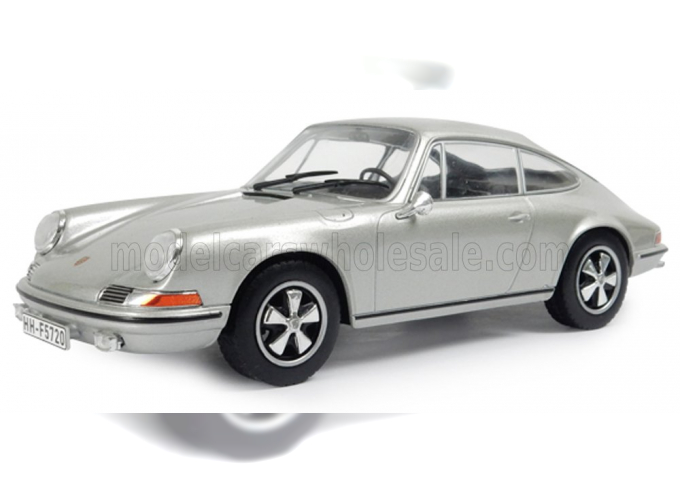 PORSCHE 911s Coupe (1969), silver