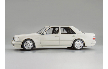 MERCEDES-BENZ E60 AMG (W124) (white)