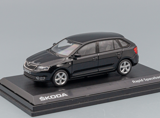 SKODA Rapid Spaceback (2013) black