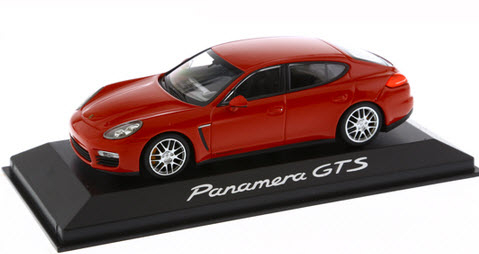 PORSCHE Panamera GTS (facelift 2013), camin red
