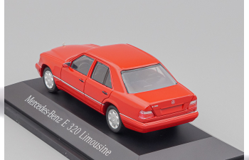 MERCEDES-BENZ E320 Limousine, red