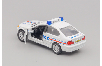 BMW 328i Police France, white