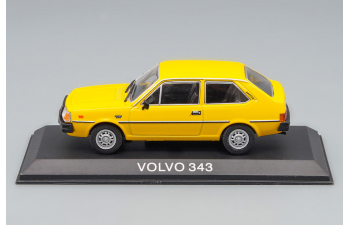 VOLVO 343 - Legendarni Automobily Minule Ery