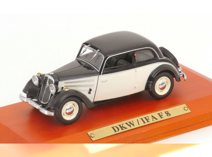 DKW / IFA F8, black white