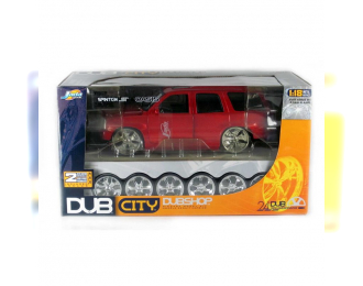 Cadillac Escalade 2002 красный Dub City Modelkit с дополнительным комплектом колес