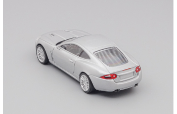 JAGUAR XKR, silver