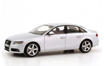 AUDI A4 3.2 quattro (2008), silver