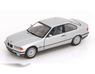 BMW 328i E36 Coupe (1992), silver