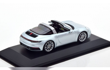 PORSCHE 911 (992) Targa 4S (2020), silver