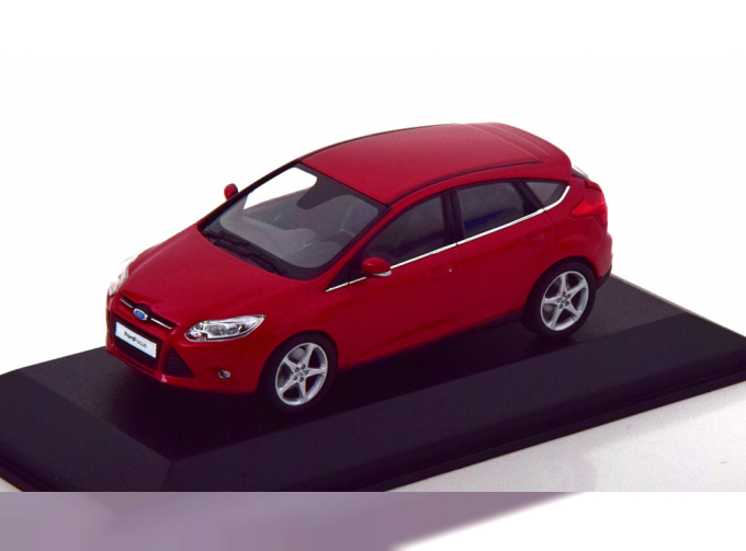 FORD Focus (2011), red metallic