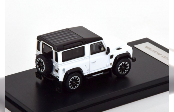 LAND ROVER Defender 90 Works V8 (2018), white black