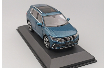 VOLKSWAGEN Tiguan L 380 TSI 4Motion R-Line (2021), turquoise metallic
