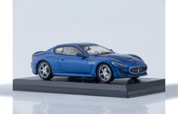 MASERATI Gran Turismo MC Stradale (2013), metallic blue