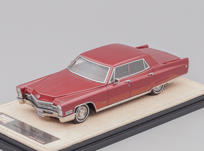 CADILLAC Fleetwood Sixty Special (1968), San Mateo Red Metallic