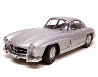 MERCEDES-BENZ 300SL Gullwing (1954), silver