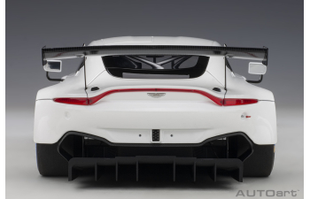 ASTON MARTIN Vantage GTE Plain Body Version, white