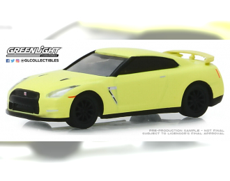 NISSAN GT-R (R35) 2016 Fluorescent Neon Yellow 