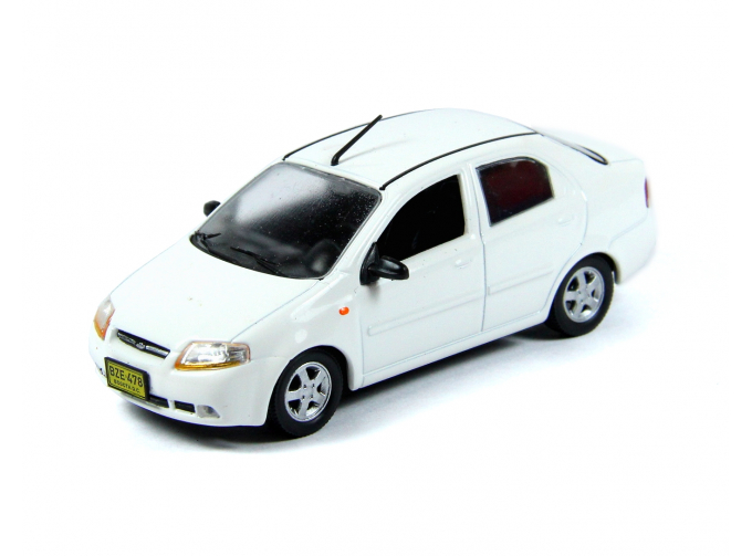 CHEVROLET Aveo Sedan T200 (2003), white